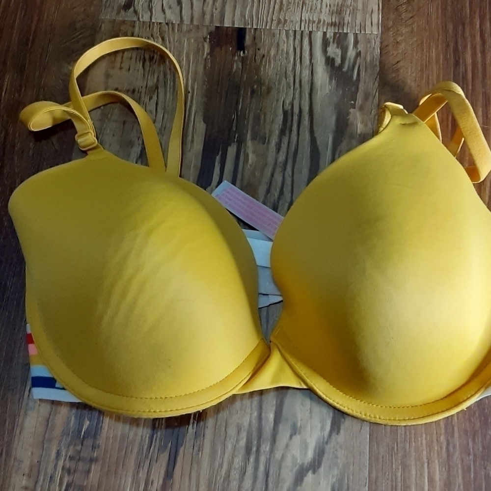 Victoria secret yellow tshirt bra 32D